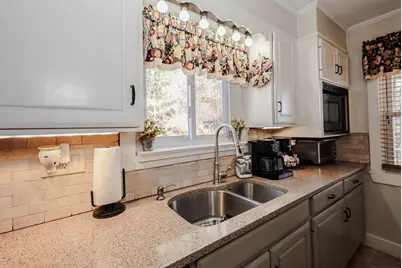 11 Richmond Street, Littleton, NH 03561 - Photo 18