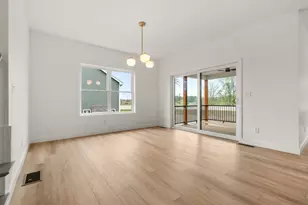 19 Lily Ln, Londonderry, NH 03053 - Photo 6