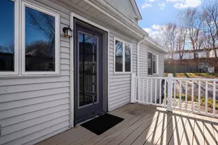 7 Cram Ave, Pittsfield, NH 03263 - Photo 6