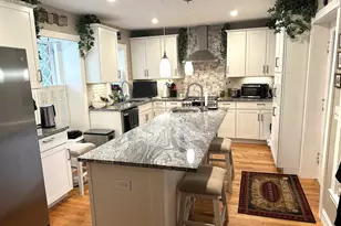 704 Hillside Ave, Berlin, NH 03570 - Photo 4