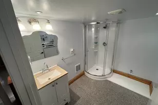 453 Route 101, Bedford, NH 03110 - Photo 34