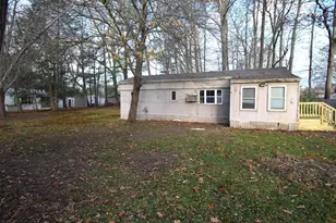 6 Dow St, Exeter, NH 03833 - Photo 4