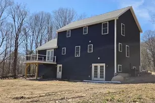 47 Long Hl Rd, Raymond, NH 03077 - Photo 4