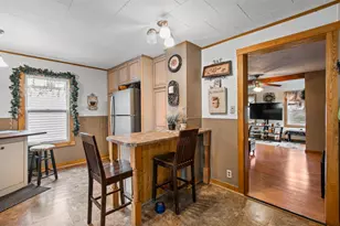 665 Gendron St, Berlin, NH 03570 - Photo 12