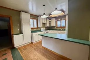 15 Alpine St, Gorham, NH 03581 - Photo 6