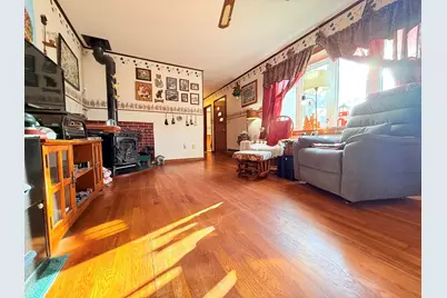 249 Maple Avenue, Claremont, NH 03743 - Photo 16