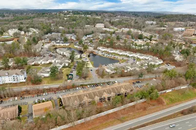 210 Brook Village Road #43, Nashua, NH 03062 - Photo 6