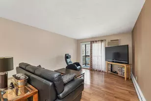 210 Brook Village Rd, Nashua, NH 03062 - Photo 10