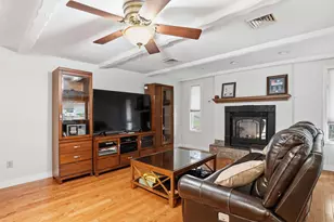 27 Alvirne Dr, Hudson, NH 03051 - Photo 14