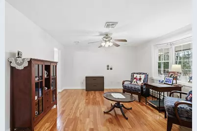 27 Alvirne Drive, Hudson, NH 03051 - Photo 12