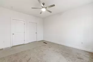 225 Kendall St, Franklin, NH 03235 - Photo 12