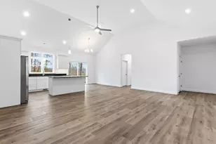 225 Kendall St, Franklin, NH 03235 - Photo 10