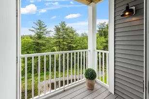 10100 S Willow St, Manchester, NH 03103 - Photo 26