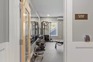 10100 S Willow St, Manchester, NH 03103 - Photo 30