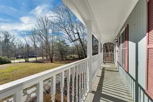 294 5 Hampstead Rd, Derry, NH 03038 - Photo 6