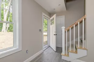593 Prospect St, Franklin, NH 03235 - Photo 10