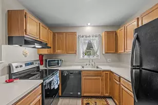 388 Western Ave, Henniker, NH 03242 - Photo 6