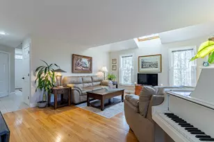 24 Lilac Lane, Newmarket, NH 03857 - Photo 8