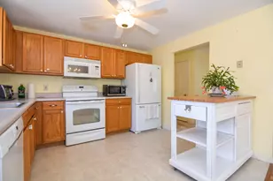 508 Mammoth Rd, Pelham, NH 03076 - Photo 14