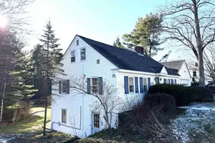 10 On the Common, Lyme, NH 03768 - Photo 2