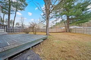 30 Burgess St, Nashua, NH 03064 - Photo 28