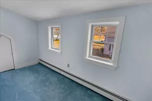 22 W Pine St, Plaistow, NH 03865 - Photo 14