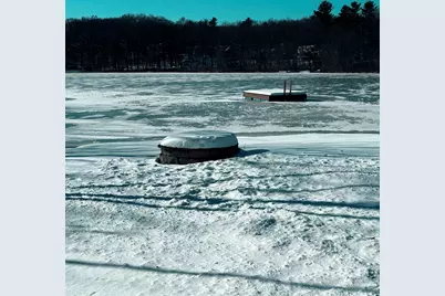 8 Mark Avenue, Derry, NH 03038 - Photo 4