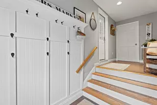 161 Delaware Ave, Manchester, NH 03104 - Photo 4