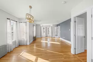 11 Charles St, Nashua, NH 03064 - Photo 10