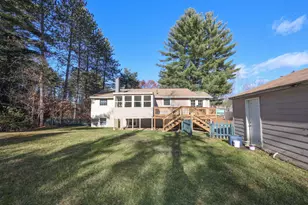 14 Mayflower Dr, Merrimack, NH 03054 - Photo 4