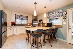 118 Madeline Rd, Manchester, NH 03104 - Photo 16