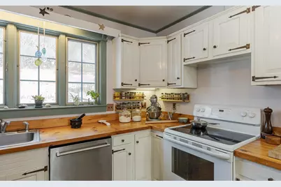 658 Main Street, Marlborough, NH 03455 - Photo 12