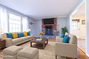 30 Gendron St, Nashua, NH 03062 - Photo 2