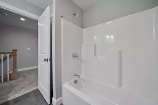 7 Cypress Ln, Windham, NH 03087 - Photo 36