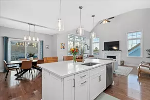 117 Arthur Ave, Manchester, NH 03104 - Photo 8