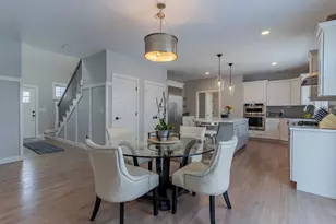 22 Sunrise Cir, Auburn, NH 03032 - Photo 12