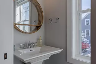 22 Sunrise Cir, Auburn, NH 03032 - Photo 6