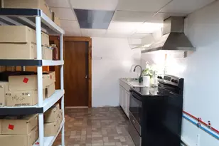 25 Marshall Ave, Hartford, VT 05001 - Photo 34