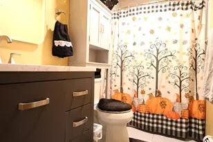 25 Marshall Ave, Hartford, VT 05001 - Photo 28