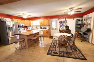 25 Marshall Ave, Hartford, VT 05001 - Photo 16