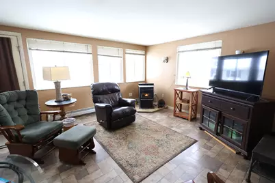 25 Marshall Avenue, Hartford, VT 05001 - Photo 10