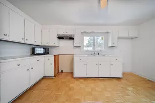 15 A Roosevelt Ave, Hudson, NH 03051 - Photo 24