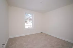 2A Dearborn Circle, Goffstown, NH 03045 - Photo 12