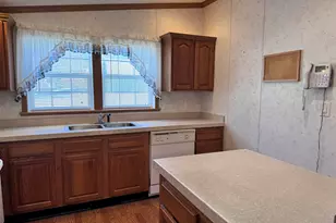 16 Eric Place, Claremont, NH 03743 - Photo 10