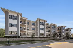 55 Pointe Pl, Dover, NH 03820 - Photo 1