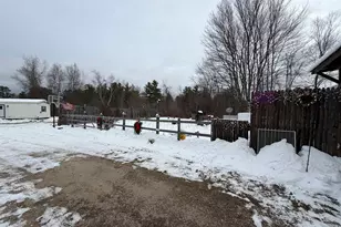 12 Wetherby Dr, Winchester, NH 03470 - Photo 2