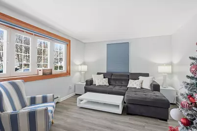 8 Crest Drive, Somersworth, NH 03878 - Photo 8