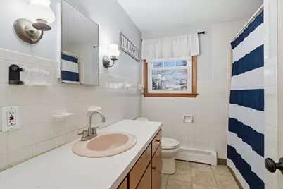 8 Crest Drive, Somersworth, NH 03878 - Photo 12