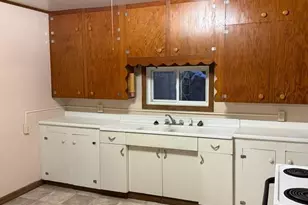 761 Western Ave, Berlin, NH 03570 - Photo 20