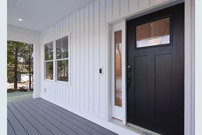 211 Hampstead Road, Derry, NH 03038 - Photo 4